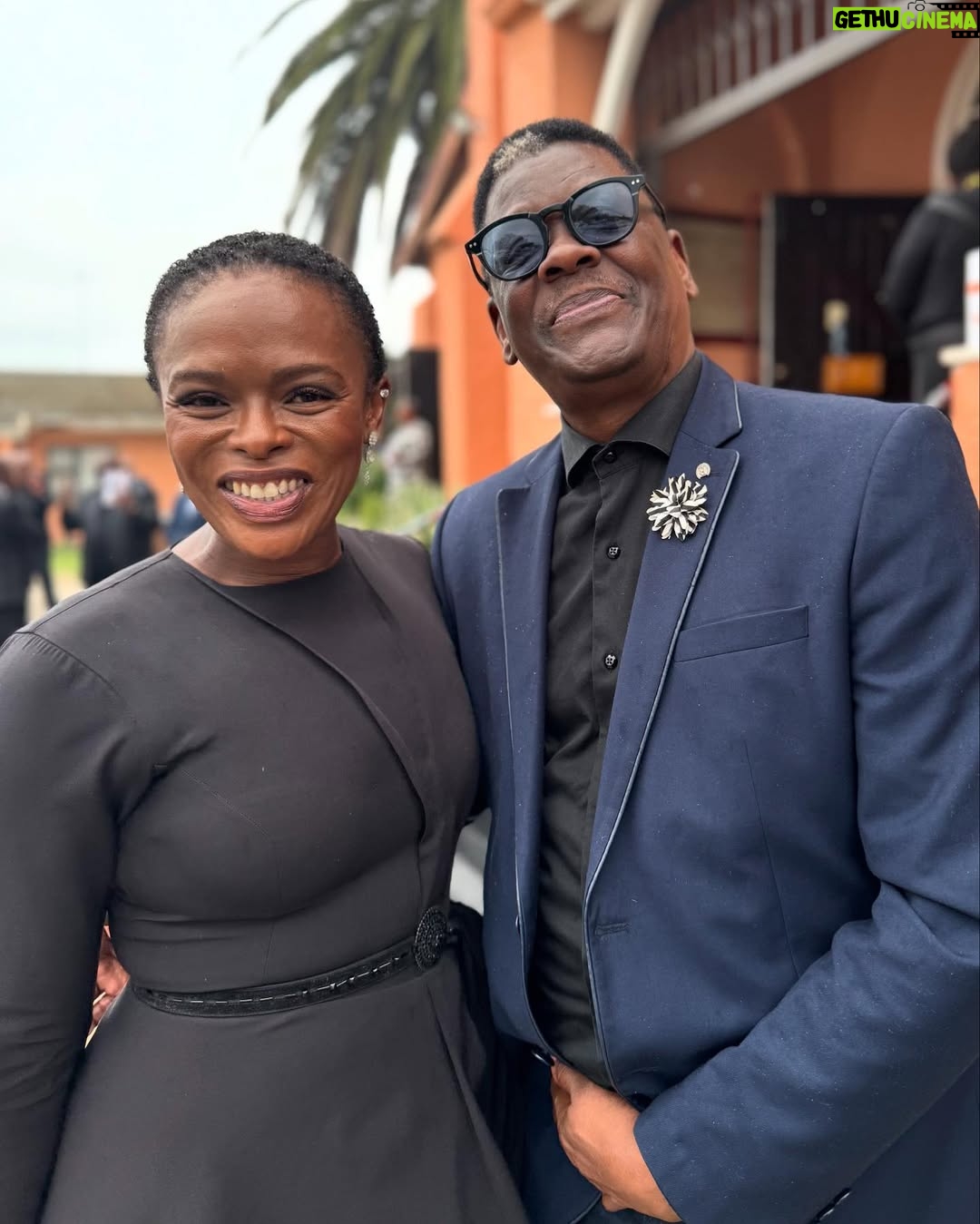 Unathi Nkayi Wiki, Biography, Age, Gallery, Spouse and more