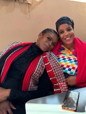 Unathi Nkayi Instagram - FAREWELLS
My family has had to bury someone every month in the EC this entire year of 2025.
Phofu my father started the farewells with his passing and burial in Jan and izolo we buried my mother’s LAST LIVING brother uMaseyida.
Mourning is a weird MF coz as much as it is painful we are ALSO surrounded by family that we don’t see everyday.
We have promised eachother a reunion THIS year after ukukhululwa izila🤞🏾
I KHANT wait.
I love you Bantase♥️