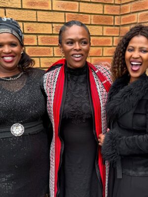 Unathi Nkayi Instagram - FAREWELLS
My family has had to bury someone every month in the EC this entire year of 2025.
Phofu my father started the farewells with his passing and burial in Jan and izolo we buried my mother’s LAST LIVING brother uMaseyida.
Mourning is a weird MF coz as much as it is painful we are ALSO surrounded by family that we don’t see everyday.
We have promised eachother a reunion THIS year after ukukhululwa izila🤞🏾
I KHANT wait.
I love you Bantase♥️