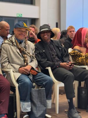 Unathi Nkayi Instagram - NAKED APE
Last night we celebrated our friend the giant creator and owner of @nakedapeofficial @shaldonkopman at SA Fashion week as he showcased his beautiful and luxurious pieces.
So much love in one room and as you know……after the show was the after party…….👀 Nope there was no hotel lobby🏃🏾♀️🤣🤞🏾🫶🏾♥️🇿🇦💯
Dressed and styled by the man himself🫶🏾 My jewellery is from @saltjewellery_sa
Thank you my friend🙏🏾