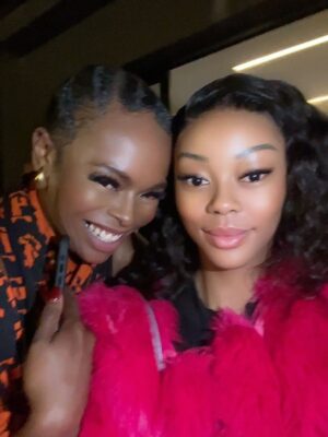 Unathi Nkayi Instagram - NAKED APE
Last night we celebrated our friend the giant creator and owner of @nakedapeofficial @shaldonkopman at SA Fashion week as he showcased his beautiful and luxurious pieces.
So much love in one room and as you know……after the show was the after party…….👀 Nope there was no hotel lobby🏃🏾♀️🤣🤞🏾🫶🏾♥️🇿🇦💯
Dressed and styled by the man himself🫶🏾 My jewellery is from @saltjewellery_sa
Thank you my friend🙏🏾