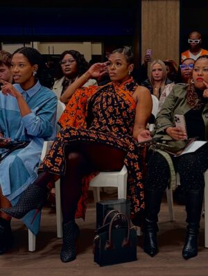 Unathi Nkayi Instagram - NAKED APE
Last night we celebrated our friend the giant creator and owner of @nakedapeofficial @shaldonkopman at SA Fashion week as he showcased his beautiful and luxurious pieces.
So much love in one room and as you know……after the show was the after party…….👀 Nope there was no hotel lobby🏃🏾♀️🤣🤞🏾🫶🏾♥️🇿🇦💯
Dressed and styled by the man himself🫶🏾 My jewellery is from @saltjewellery_sa
Thank you my friend🙏🏾