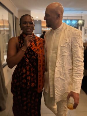 Unathi Nkayi Instagram - NAKED APE
Last night we celebrated our friend the giant creator and owner of @nakedapeofficial @shaldonkopman at SA Fashion week as he showcased his beautiful and luxurious pieces.
So much love in one room and as you know……after the show was the after party…….👀 Nope there was no hotel lobby🏃🏾♀️🤣🤞🏾🫶🏾♥️🇿🇦💯
Dressed and styled by the man himself🫶🏾 My jewellery is from @saltjewellery_sa
Thank you my friend🙏🏾