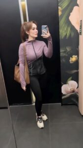 Actress Uqasha Senrose HD Photos and Wallpapers March 2025