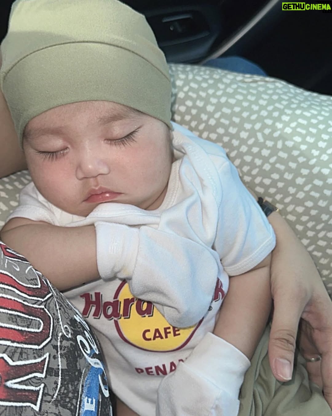 Uqasha Senrose - 154.9K Likes - To my little girl i love you with all my heart 🩷 i know im a strong women , everything that hit me in life , ive dealt with insyallah 
Uqaira is my heart , my soul my BEST THING that has happend to me , source of many laughs n a few tears hehhe .. She is my world my kekuatan 

#uqashasenrose 
#uqaira