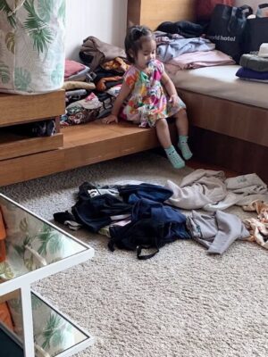 Uqasha Senrose Instagram - sayang ibu ni dah pandai menyepah ye , sian nenda heeheh . ibu work tapi rinduuuuu sangat sangat teringt je dekat qaira ❤️
