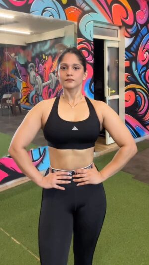 Utkarsha Raturi Instagram - 💪🌸
.
.
.
.
.
#reelsinstagram#reelsviral#reelsindia
#fitness#fitnessjourney#fitnessmotivation#gymgirl#gymmotivation#gymworkout#fitinspiration#fyp#explore#dehraduninfluencer#noidainfluencer