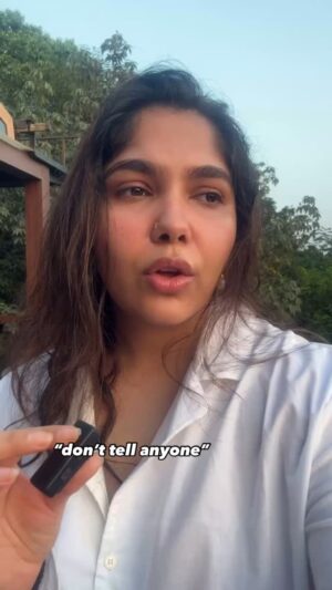 Vagmita Jiji Instagram - my sister needs to know means she needs to know 🙂

#sister #sibling #indianreels #indianmemesdaily #indianmemes #hindi #funnyreels