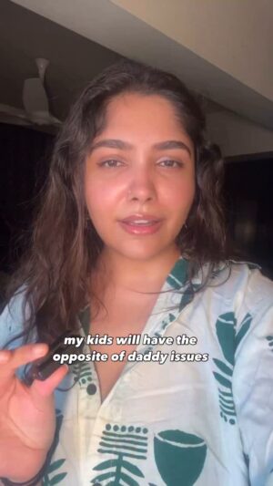 Vagmita Jiji Instagram - healing the daddy issues trauma one emotionally available partner at a time 💅🏼

#indianmemes #indianreels #indianmemesdaily #funnyreels #boyfriend #couple #kids #husband #marriage