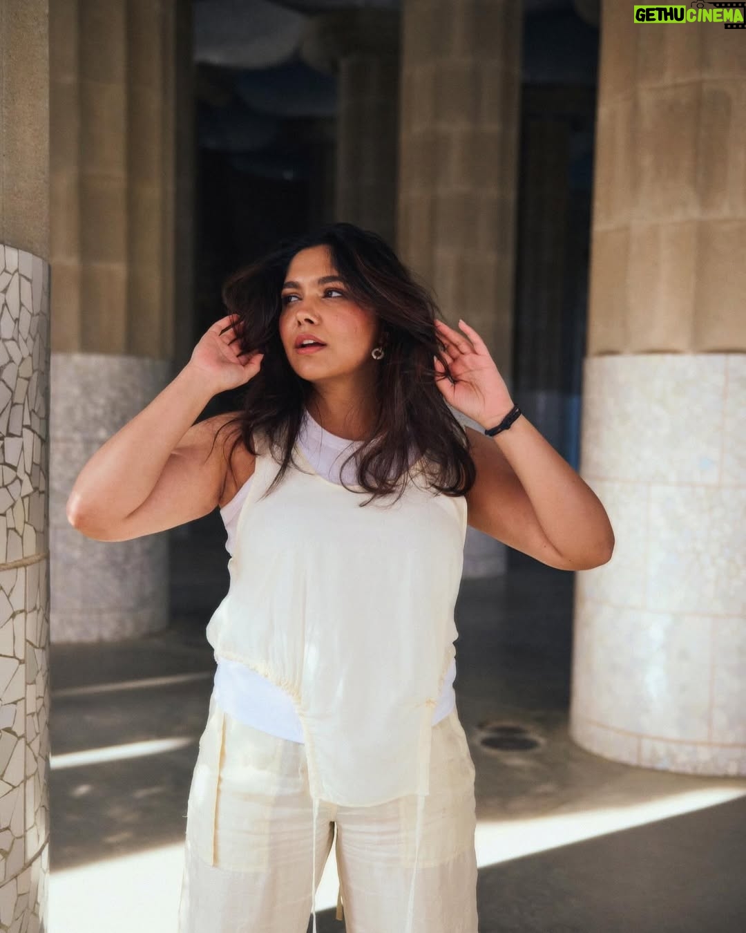 Vagmita Jiji - 45.9K Likes - If you’d told me a year ago that I would be the face of an International Brand’s clothing collection, I’d think you were delulu. If you had told me I would fly to Spain, curate my own Basics collection with @mango, have it listed on one of the biggest e-retail platforms in India, @myntra, I’d say “hosh mein ho kya bhai??”

But here we are 🥺 my Basics Collection : Vagmita x Mango is out on Myntra for you to shop, wear and love! Batana kaisa laga ❤️

Special thanks to @kejalparekh for the opportunity and @praachikapse for being the pillar of support throughout! @sabinahalder for the stunnnning looks and the entire camera crew for the gorgeous pictures and videos ✨