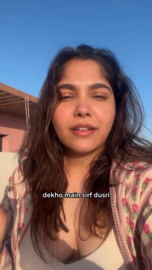Vagmita Jiji Instagram - goodbye godbless

#women #indianmemes #indianreels #indianmemesdaily #hindi #funnyreels #greece #greecestagram #travel