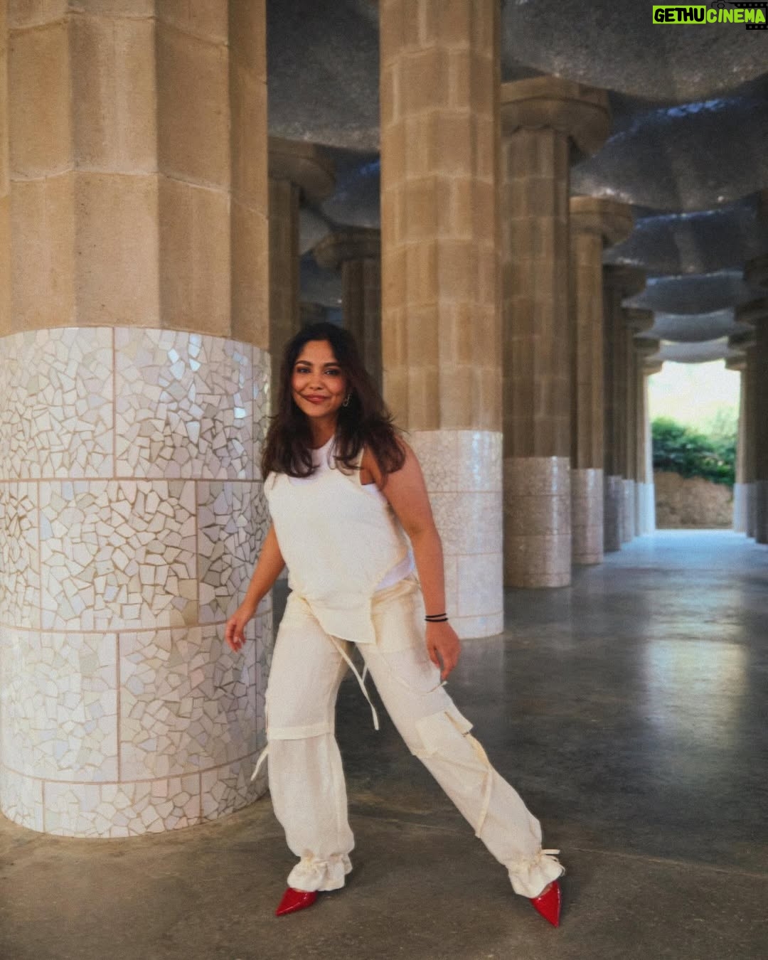 Vagmita Jiji - 45.9K Likes - If you’d told me a year ago that I would be the face of an International Brand’s clothing collection, I’d think you were delulu. If you had told me I would fly to Spain, curate my own Basics collection with @mango, have it listed on one of the biggest e-retail platforms in India, @myntra, I’d say “hosh mein ho kya bhai??”

But here we are 🥺 my Basics Collection : Vagmita x Mango is out on Myntra for you to shop, wear and love! Batana kaisa laga ❤️

Special thanks to @kejalparekh for the opportunity and @praachikapse for being the pillar of support throughout! @sabinahalder for the stunnnning looks and the entire camera crew for the gorgeous pictures and videos ✨