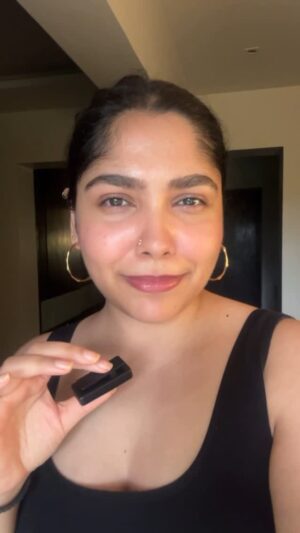 Vagmita Jiji Instagram - can you tell i am pissed off 💅🏼

#indianmemes #indianreels #indianmemesdaily #hindi #funnyreels #greece #greecestagram #europe