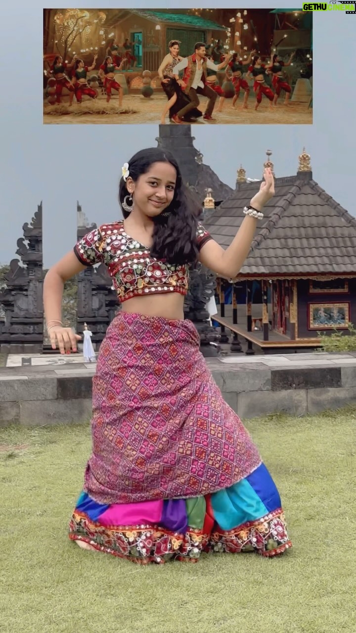 Vaidehi - 8.8K Likes - how’s the sync?💯❤️
•
#hithalaka #hithalakakaribyadamaava #prabhudeva #reels #trending #viral #explore #fypシ #vaidehi_theperformer