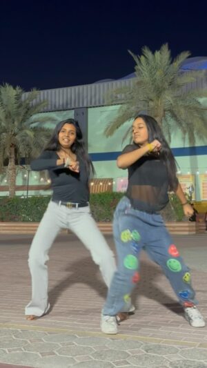 Vaidehi Instagram - MONEY PULL UPPP WTH @rishikaaaa__22 🔥❤️
@blaizfayah @maureen.l.l ✨ #moneypullup #reels #trending #viral #fypシ #explore #dance #vaidehi_theperformer