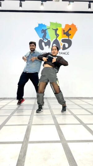 Vaidehi Instagram - Chadne Do Yeh NASHA🚬🔥
•
🧠 @alexander_noel_janam bhaiya 🫶
•
#teranasha #workshop #vibes #reels #trending #fypシ #explore #vaidehi_theperformer