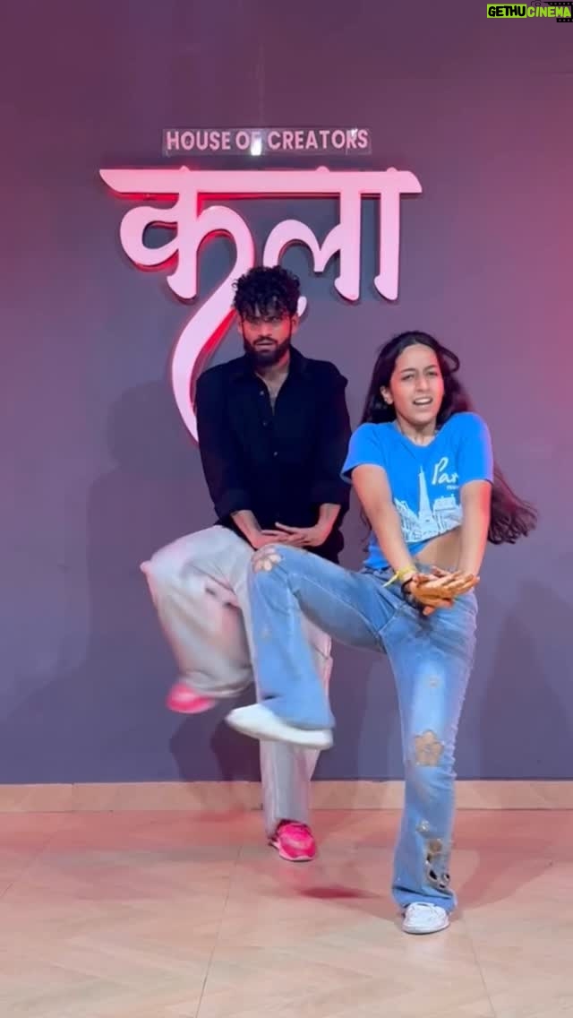 Vaidehi - 9.7K Likes - pal pal🔥💗 with the smoothest of them all @shazebsheikh sir🙌
•
🧠 @shazebsheikh sir🫶
📍 @qalastudioss ✨
@afusic_world07 
•
#palpal #reels #trending #viral #fypシ #explore #shazebsheikhchoreography #vaidehi_theperformer