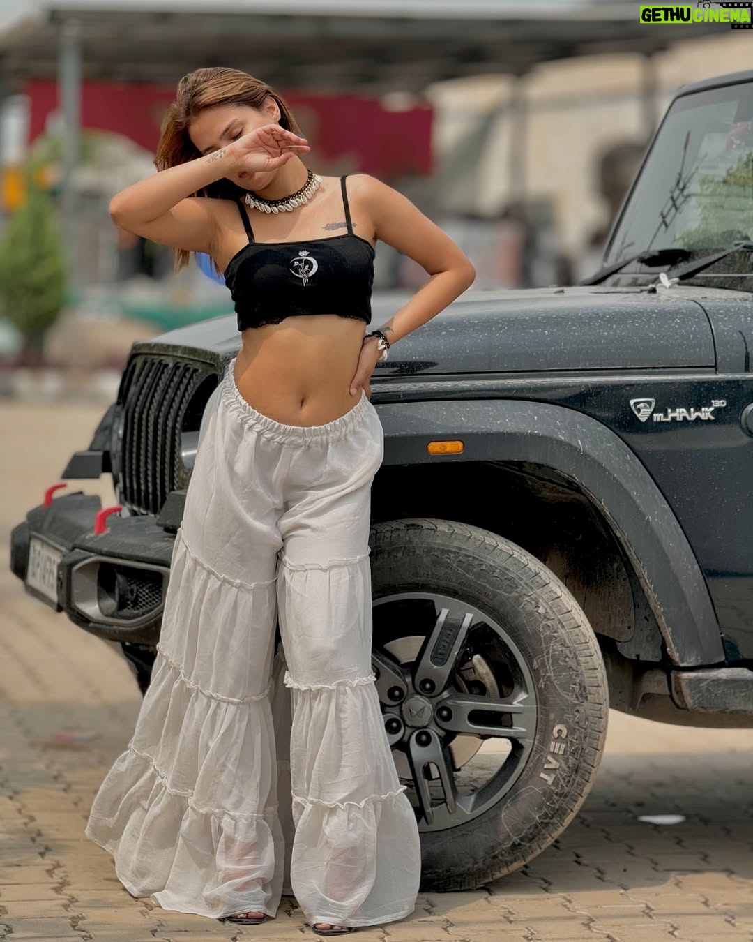 Vaishali Chaudhary Khutail - 99.8K Likes - 🧿❤️