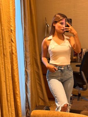 Vaishali Chaudhary Khutail Instagram - 🌹