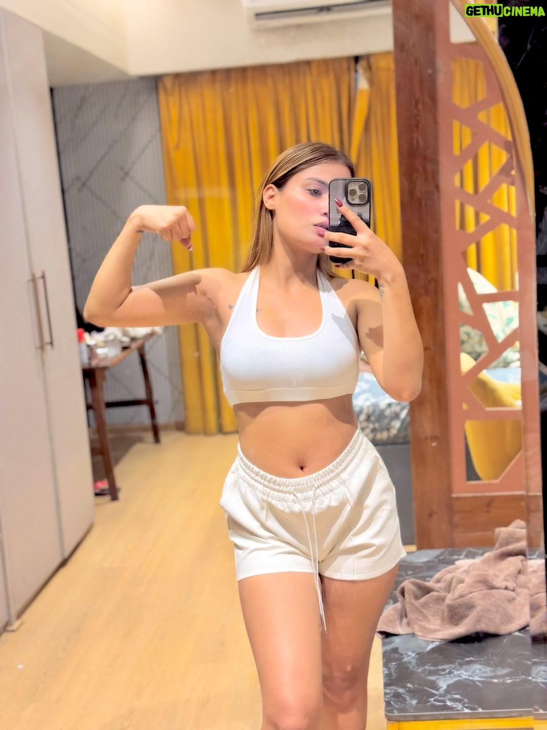 Vaishali Chaudhary Khutail - 218.9K Likes - Fake people dress rich, talk big, and give nothing 🥂