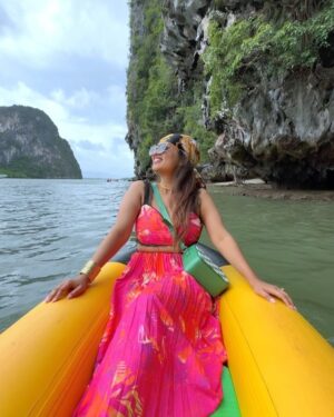 Vaishnavi Naik Instagram - Tell me, Where you travelling next?? 😍🧳✈️
#travel #destination #krabi #memories #bestdays #friends #ronavi #beingnavi ✨