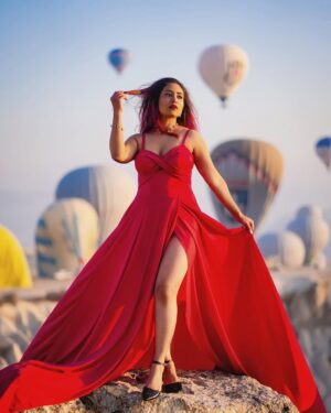 Vaishnavi Naik Instagram - In the City of Balloons..
In the Valley of Love..♥️
📍Cappadocia, Turkey
@damlafilms
#lovevalley #cappadocia #hotairballoons #redgown #photoshoot #beingnavi ✨