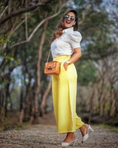 Actress Vaishnavi Naik HD Photos and Wallpapers June 2022