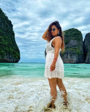 Vaishnavi Naik Instagram - All I need is a dose of Vitamin sea 😀🏖️🌊☀️
#beachbaby #travel #memories #phiphiisland #mayabay #phuket #beingnavi ✨