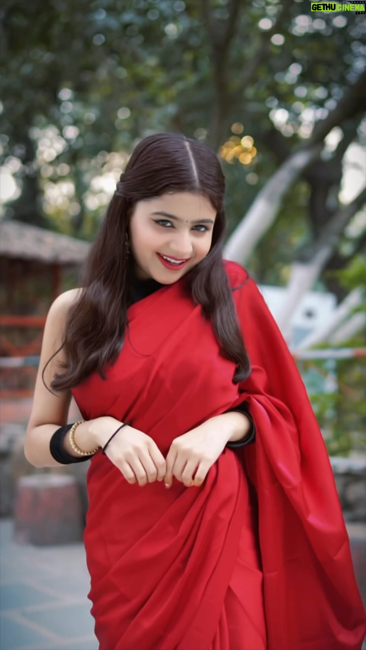 Vaishnavi Seth - 73.7K Likes - 🗣️ ohh tenuu janii hai tohh jaa 🤡🫵🏻
.
#reelsinstagram #reelsitfeelsit #trendingreels #reelsvideo