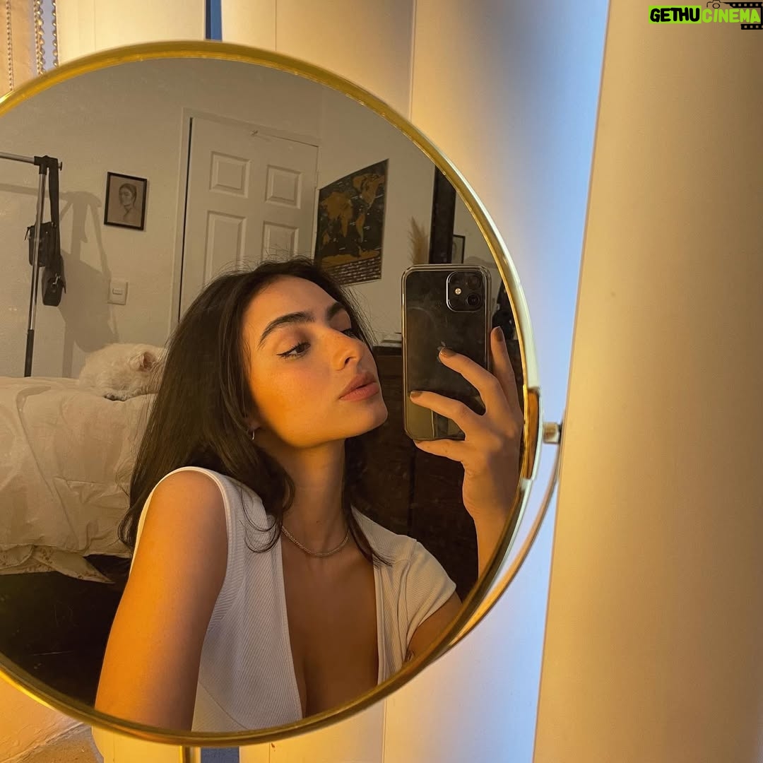 Valentina Buzzurro - 32.9K Likes - 💕