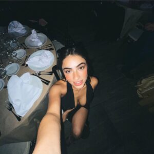 Valentina Buzzurro Instagram - Selfie.
