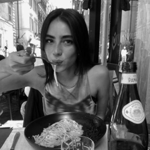 Valentina Buzzurro Instagram -