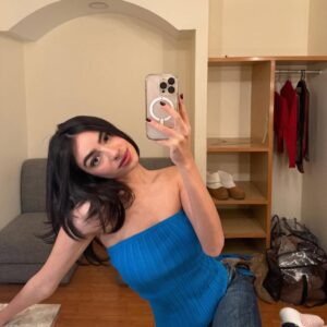 Valentina Buzzurro Instagram - Oigan si quiero que vean mi novela por su atención gracias, saludos cordiales…