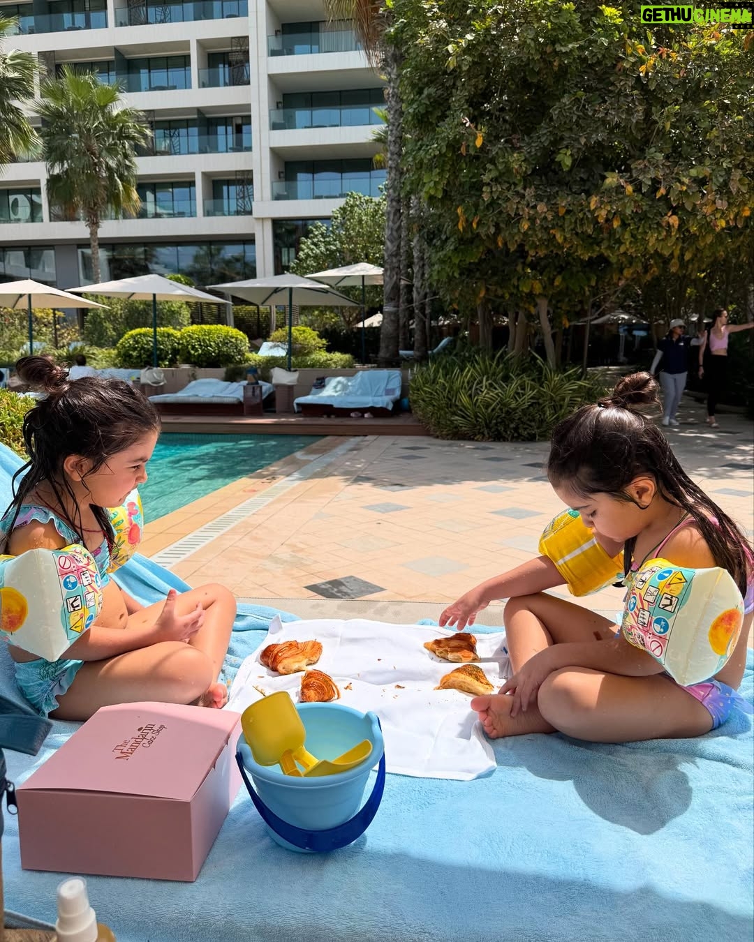 Valerie Abou Chacra - 48.6K Likes - Spring break 🌸🌼⛱️☀️🦩