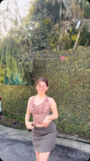 Vamakshi Magotra Instagram -