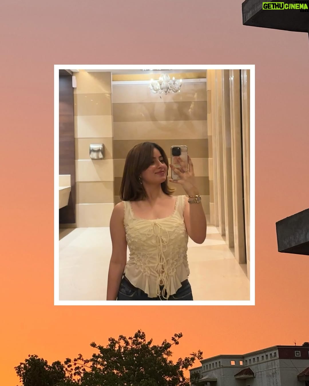 Vamakshi Magotra - 10.8K Likes - May 2025 

.

.

{may, maydump, photodump, sunsets, may dump}