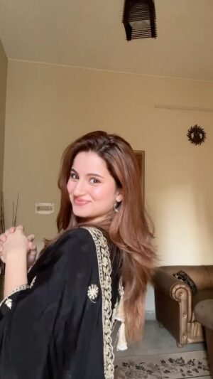 Vamakshi Magotra Instagram - Suit from @rehasbeauty.clinic