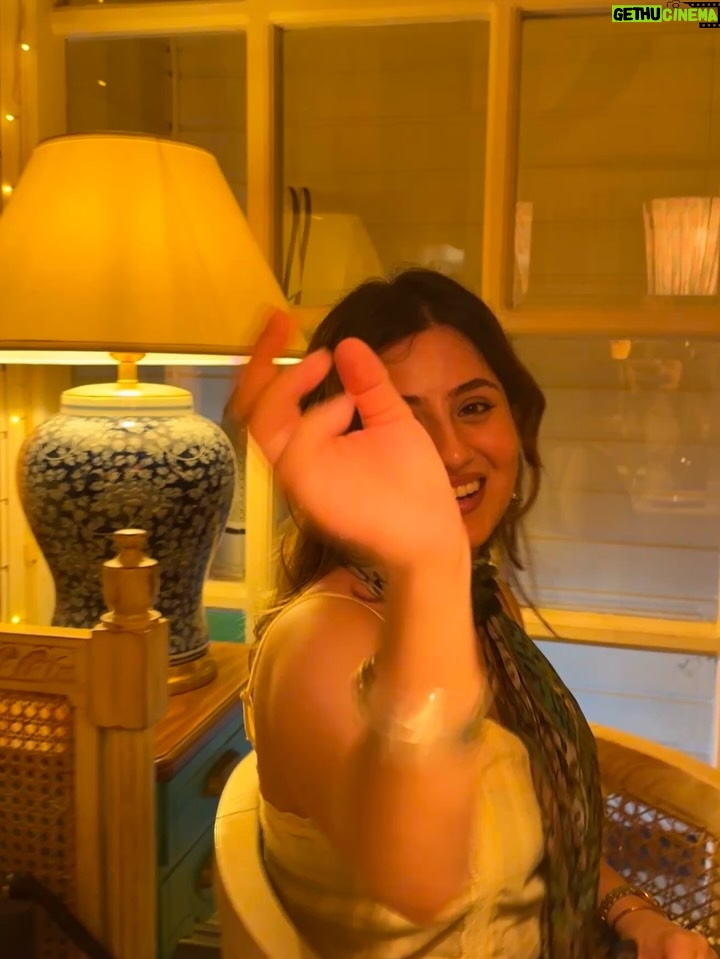 Vamakshi Magotra - 12.3K Likes - The photos that never made it out <3