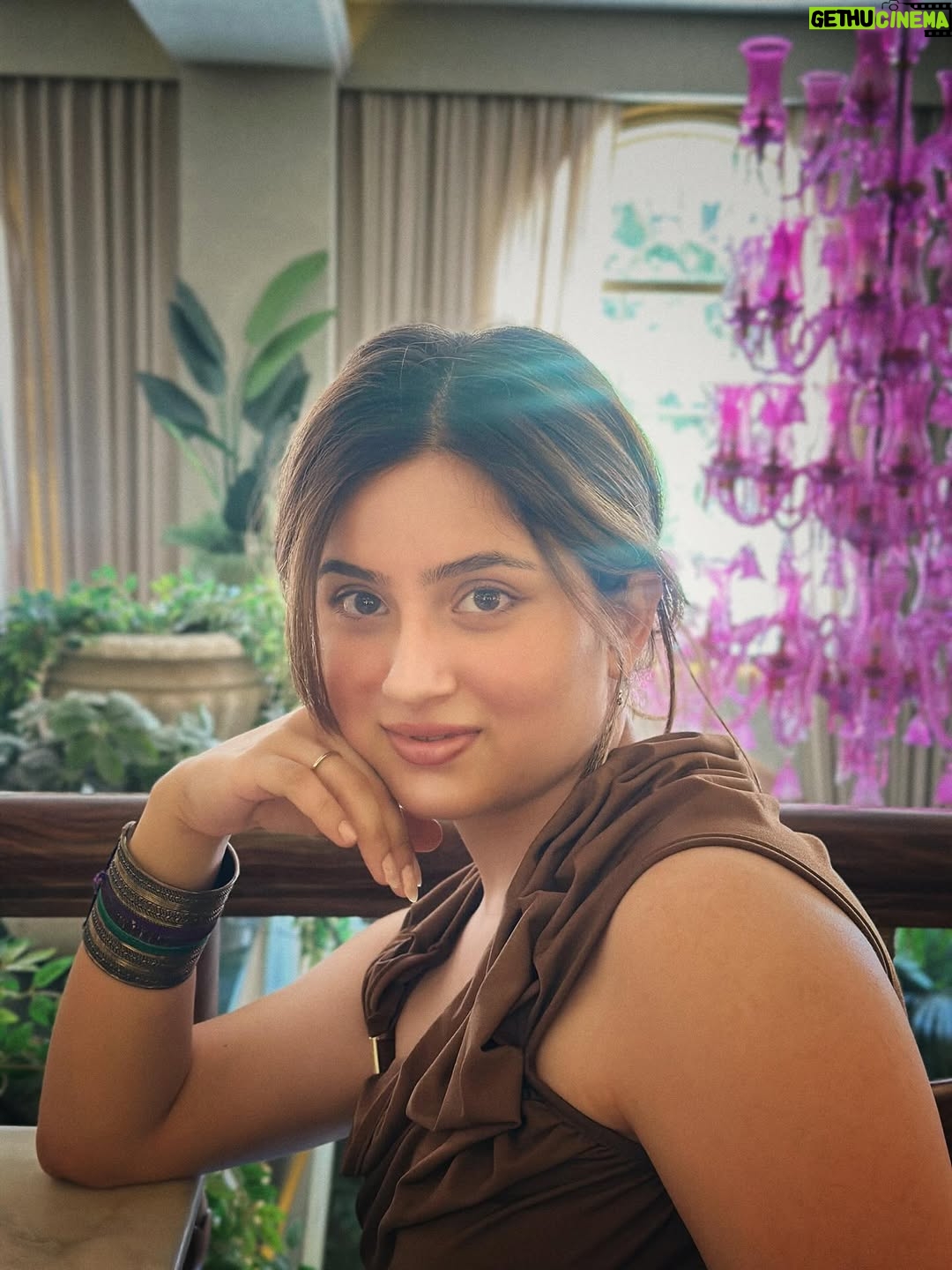 Vamakshi Magotra - 22.8K Likes - 🤎