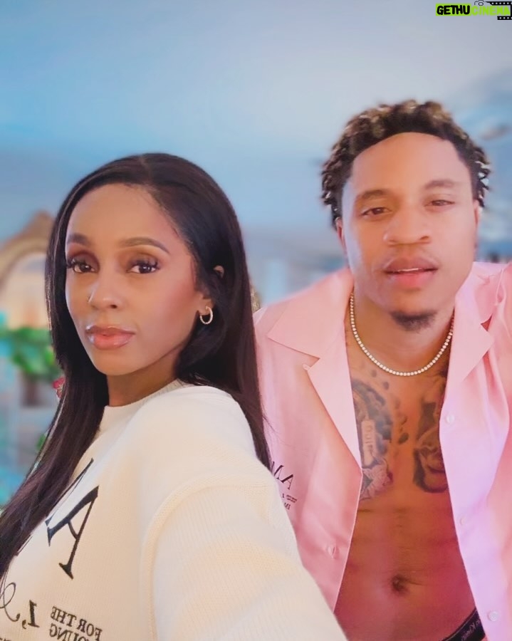 Vanessa Mdee - 294.6K Likes - … Still 💞
📸 @jetpvck