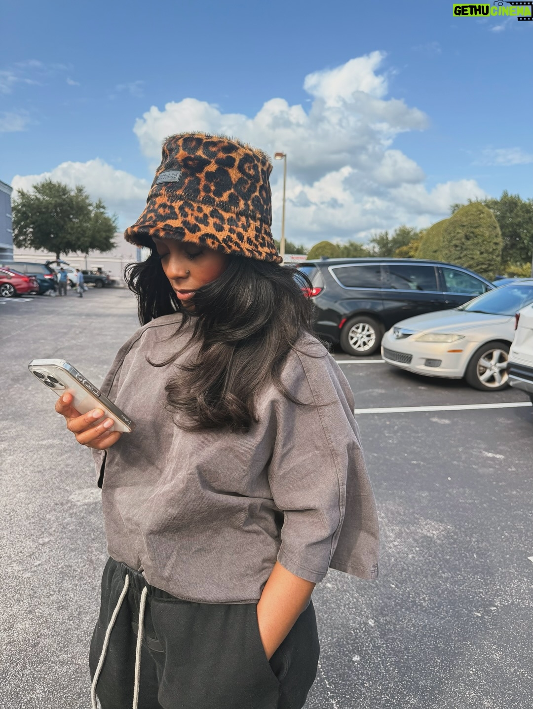 Vanessa Mdee - 151.9K Likes - 🧑‍🧑‍🧒‍🧒🫶🏾💫🤌🏽👌🏾🦈🥐