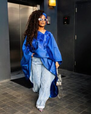 Vanessa Mdee Instagram - 💙🪁 ❄️🥶
📸 @latishamariee