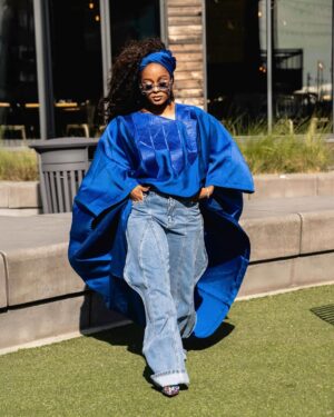 Vanessa Mdee Instagram - 💙🪁 ❄️🥶
📸 @latishamariee