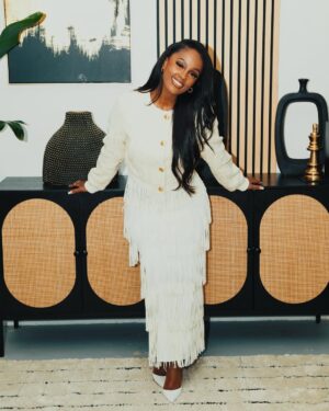 Vanessa Mdee Instagram - Have you registered for the Better Women’s Christian Conference yet? 🌹www.betterwomenchristianconference.com
📸 @latishamariee