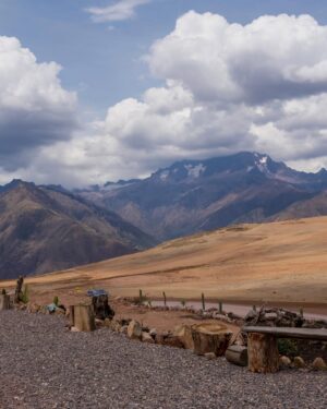 Vania Bludau Instagram - Unos dĆas de Cusco, siempre es mĆ”gico volver a esta ciudad. š¦āØš«¶š¼ (vean el Ćŗltimo video y descubran quiĆ©n me acompañó en el almuerzo š)