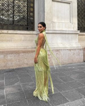 Vania Bludau Instagram - Surrounded by love, dressed in dreams... ⨠@yahelwaisman