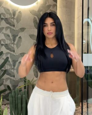 Vania Bludau Instagram - Por quĆ© se fue la mitad el aƱo y esto es para recordar ā”
Mancora, 1 mes de TRX, Black, šš¼āāļøšš¾āāļøššæāāļø, š°, šāāļø, culturales, a todo pulmón š¶, š¤æ, š¤, no sabĆa que me podĆa broncear siendo marrón, āļø, Mateo š¤£, all year long, Godenzzi š, š, Federica Peluche, sis, š©š©š©, blanqueamiento pero a que costo š¦·.