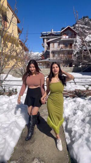 Vanya Nagpal Instagram - What’s prettier, girls or the location?🔥♥️♥️
.
.
.
.
.
#kanikasuyal #kanika #kaysquad #fashion #style #styleinspo #styleblogger #styleinspiration #explore #foryou #feature #trending #explore #viral #mcstan #influencer #transition #viral #uchalambakad #black #blackoutfit #hotgirls #girls #hot #sexy #sexygirls