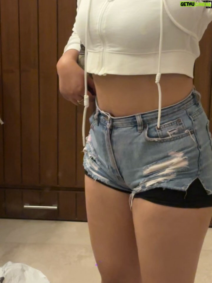 Vanya Nagpal - 11.2K Likes - 🏖️dump🎈
Imissall of this alr😭