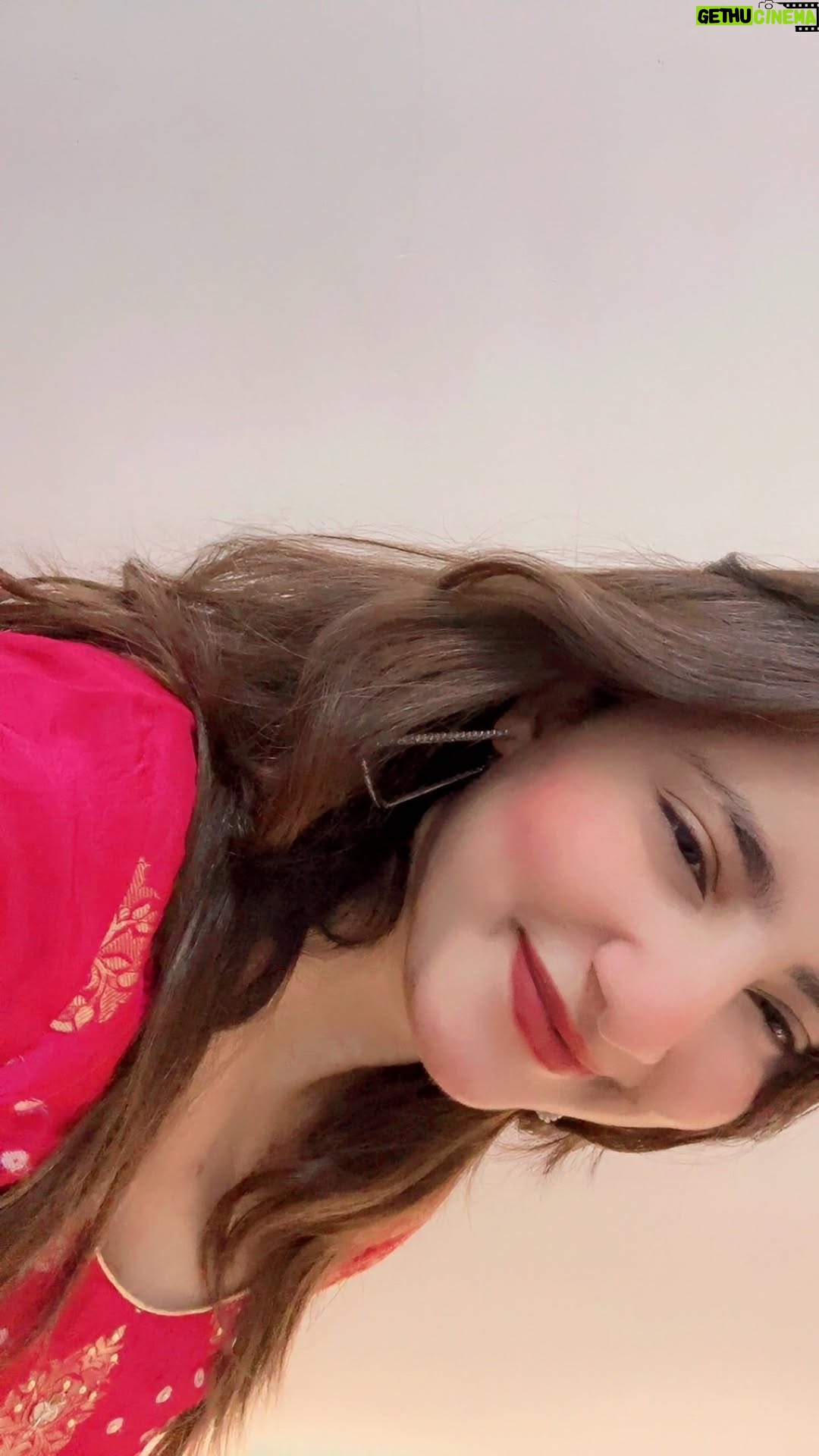 Vanya Nagpal - 9.3K Likes - Mainu tere naal pyaar jatta taan🩷